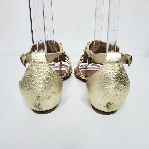 *SOLD* Fergie Islander Leather Thong Sandals - Picture 3 of 10